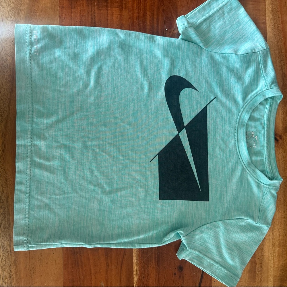Nike Aqua Dri-FIT Tee